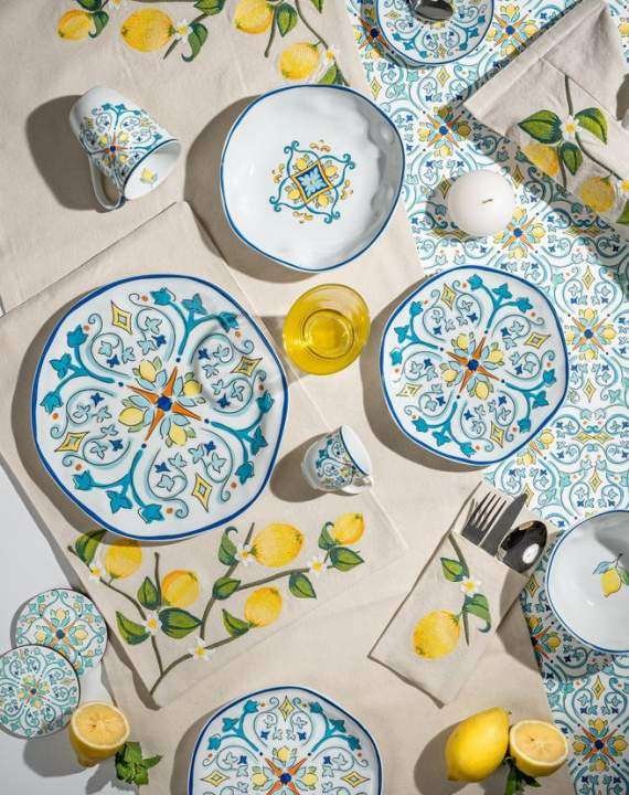 2F81EF32-4A33-458B-9CB2-B18F22634D3D